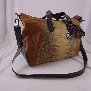 Charles Jourdan Tri-Colored/Type Leather Bag